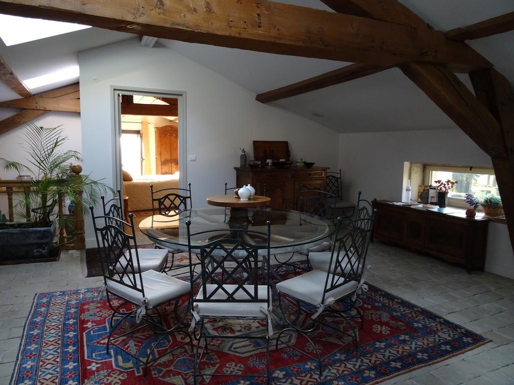 Bed and Breakfast Gentilhommiere De Collonges Prisse Екстер'єр фото
